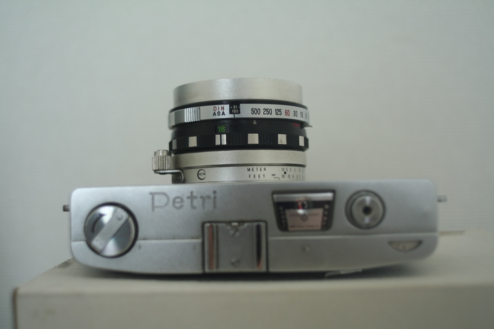 ✨希少✨ Petri 2.8 レンジファインダーカメラ アリバイ日記: 【フィルムカメラ】ペトリのレンジファインダー
